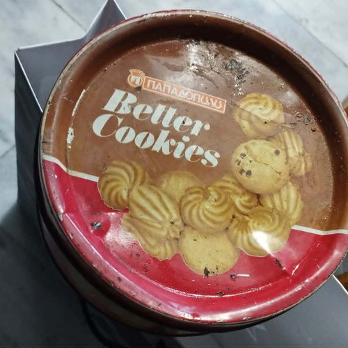 Better Cookies Papadopoulou metal box used, 1970s collectible