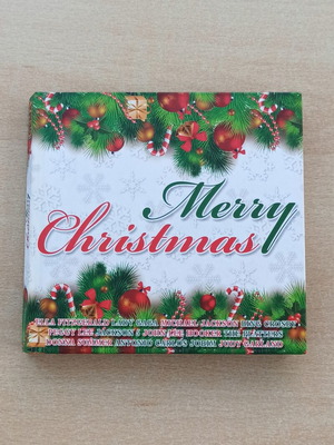 Merry Christmas 4 CD box set 2011, like new