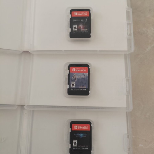 Nintendo Switch Resident Evil Zero, Four, Revelations games, like new