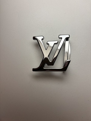 Louis Vuitton LV belt buckle, silver