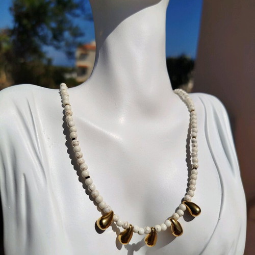 Handmade necklace with haolite, hematite and stainless steel, new