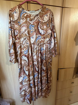 Midi dress new, light satin, brown
