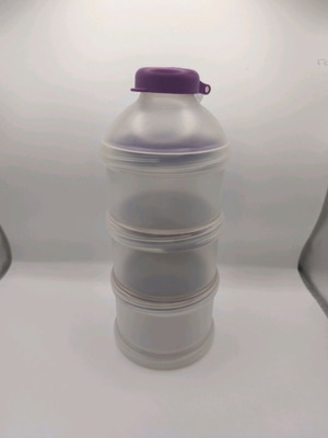 Nuk milk dispenser like new, 3 servings