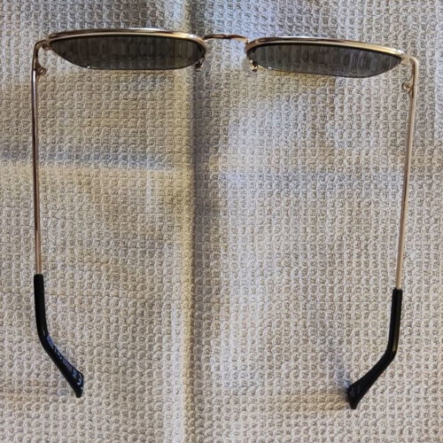Solo-Solis NDL2808 sunglasses new with gold finish and dark green lenses