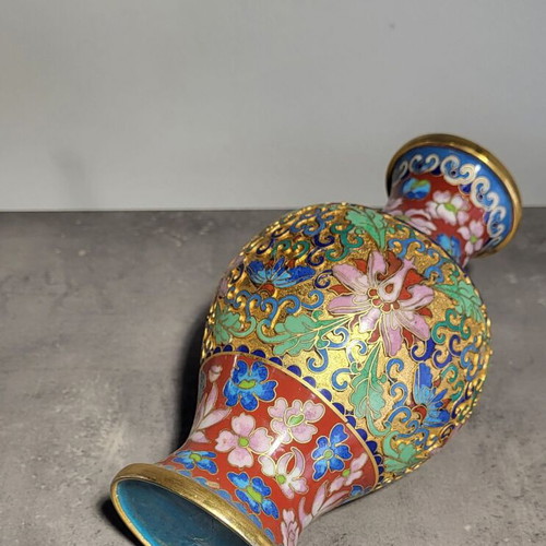 Handmade Cloisonne Vase like new with bronze floral designs