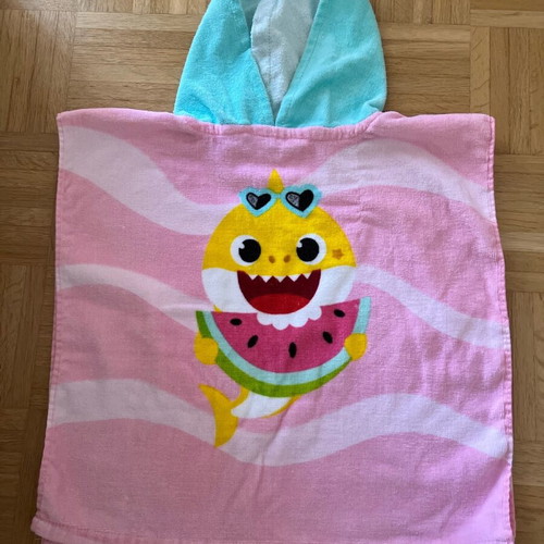 Poncho towel like new, used once