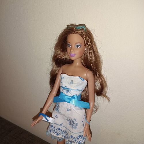 Barbie Fashion Fever Teresa doll 2006 like new