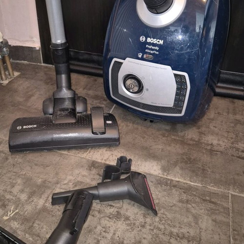 Ηλεκτρική σκούπα Bosch Pro Family Allergy Plus σαν καινούργιο