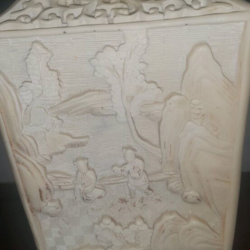 Vase used, hand-carved resin, height 25cm
