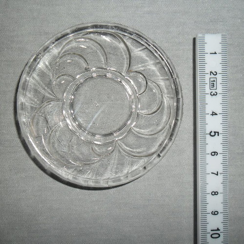 Glass dessert plates like new, set of 5