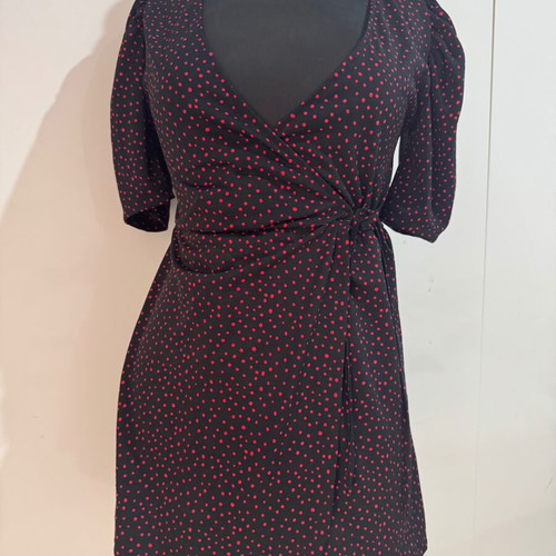 Pull & Bear black dress like new, wrap style with red dots