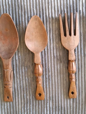 Vintage wooden forks and spoons used, decorative