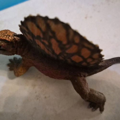 Schleich Dimetrodon figure like new, prehistoric reptile