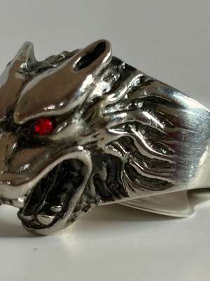 Wolf Head Ring with Red Zircon Eyes New, 316L Stainless Steel, US Size 14