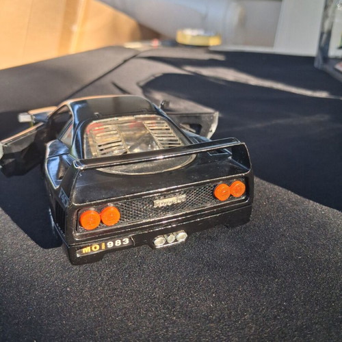Mercedes-Benz 300S, Ferrari F40, Mercedes ML55 1:18 models like new