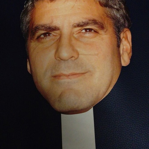 Collectible paper mask George Clooney like new