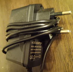 AC/DC adaptor charger with thin round plug