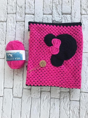 Children's blanket with Minnie design handmade, new, cotton yarn