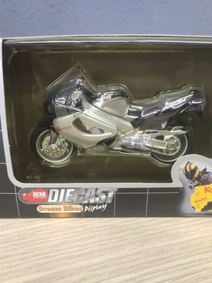 Maisto Yamaha 1000 Thunderace Blue 1/18 scale model