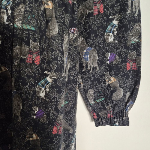 Chaton dress like new with playful pattern and belt