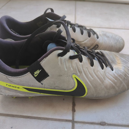 Nike Tiempo Legend 10 football shoes size 45.5 used