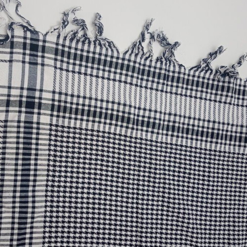 Scarf 95x95 cm like new