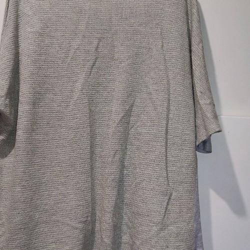 Skull print blouse like new, grey, sizes M and L