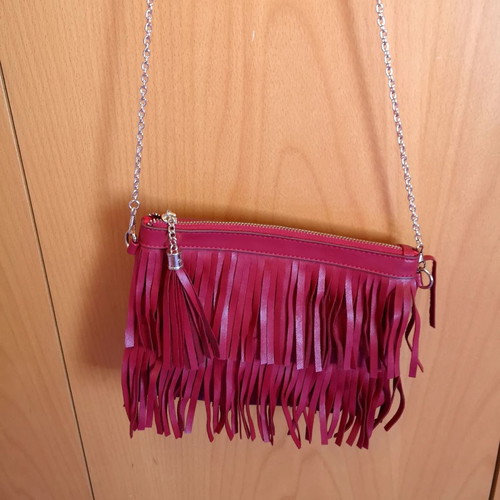 Red bag with fringes crossbody like new