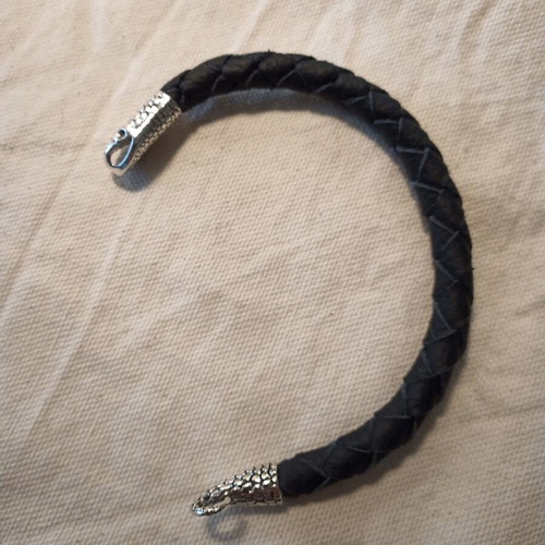 Leather snake bracelet new, black, clasp 18-19 cm