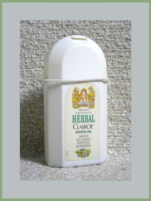 Clairol Herbal Shower Gel 250ml new
