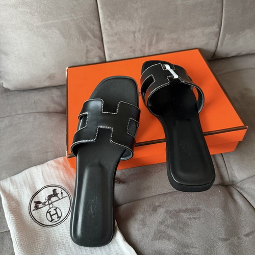 Γυναικεία παντόφλες Hermes μέγεθος 39 καινούργιες