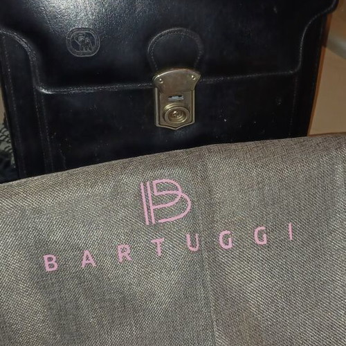 Bartuggi office bag like new, black, 35x30 cm