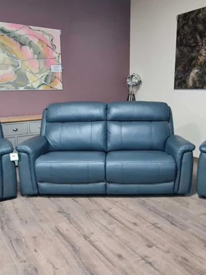 Turquoise leather La-z-boy set new, three-seater sofa and two armchairs