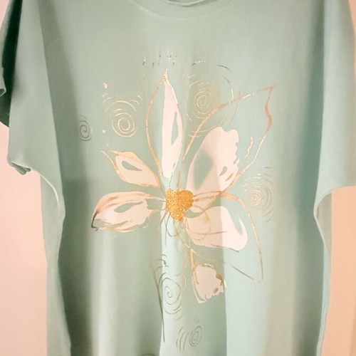 Mint blouse with golden details like new, one size