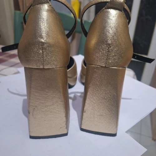 Heels with platform gold like new, thick heel