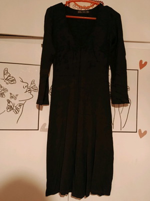 Black Zara dress size Medium used