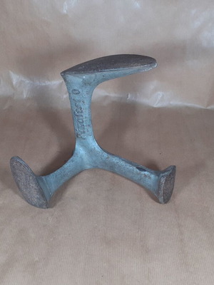 Tsagkaris Anvil Kalopodi (Triple) Fixfest used, very good condition