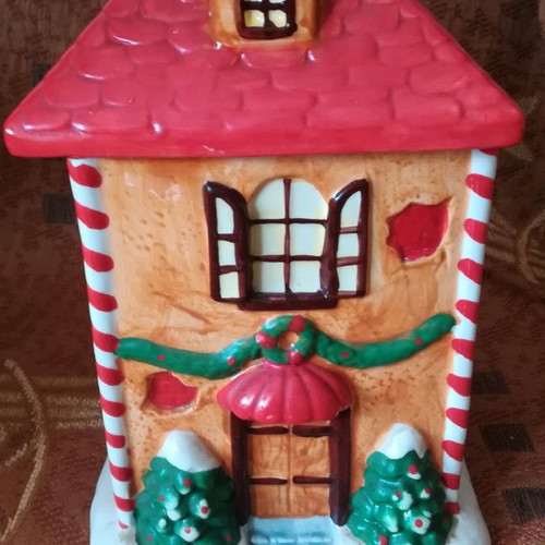 Kitchen decorative containers used for biscuit storage