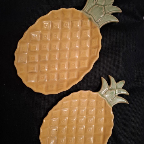 Serving platters pineapple shaped new