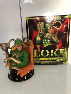 Loki On Throne Resin Bust 10 ιντσών άθικτο στη συσκευασία