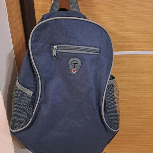 Backpack bag like new, dark blue with multiple pockets