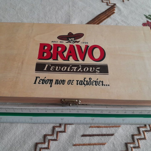 Mini Bravo wooden backgammon new