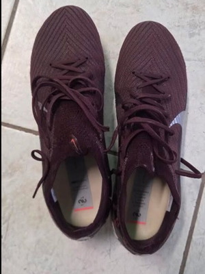 Ποδοσφαιρικά παπούτσια Nike μέγεθος 43
