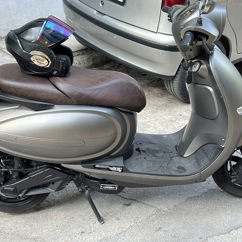 LVNENG LX06 max 4000W Vespa electric scooter