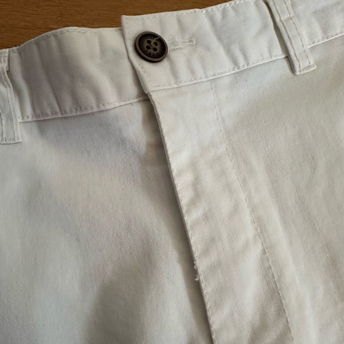 Dors chino shorts white like new, size 38 (fits 36)