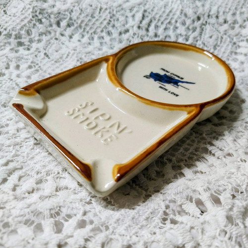 Sip ' N ' Smoke Drink Tray like new ceramic ashtray with drink holder