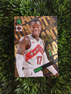 Holo Giant Dennis Schroeder NBA card new