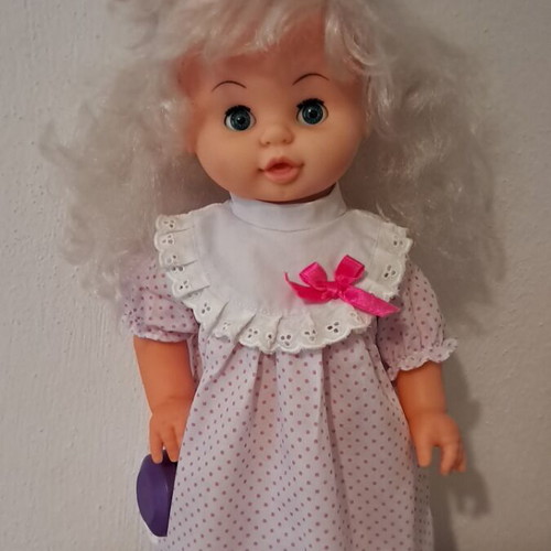 Vintage Anna doll with yo-yo in hand used