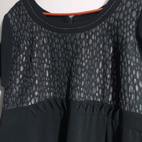Women's black dress with short sleeves and copper details size 54 like new