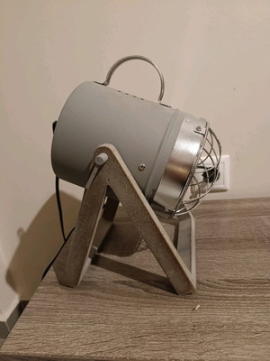 Grundig Table Lamp like new with E27 socket